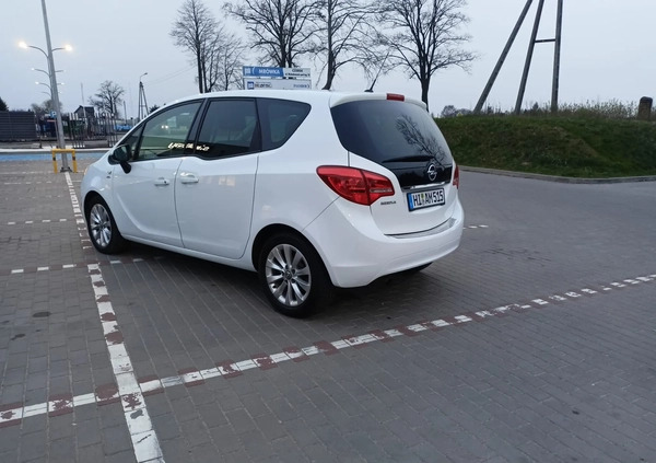 Opel Meriva cena 29900 przebieg: 111700, rok produkcji 2013 z Czersk małe 277